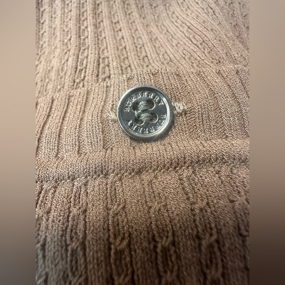 Burberry Beige Ribbed Knit sweater with silver buttons. Size 2. - Picture 6 of 7